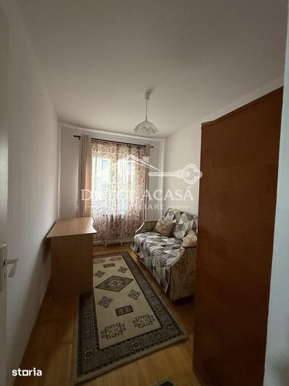 Apartament cu 3 camere în 7 Noiembrie