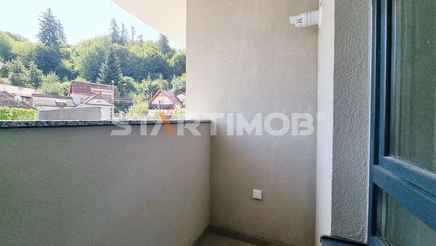 Apartament cu 2 camere semidecomandat în Dârste