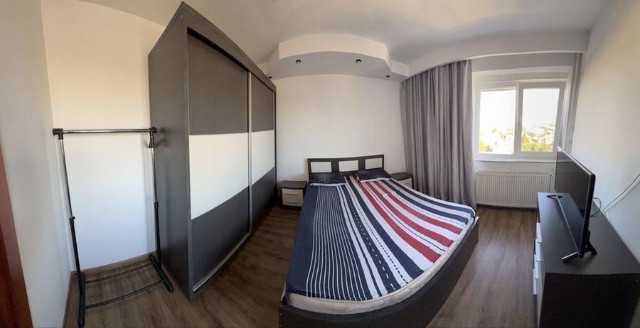 Apartament cu 3 camere semidecomandat în Central