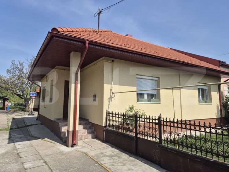 Casă individuală cu 3 camere cu Garaj în Titulescu