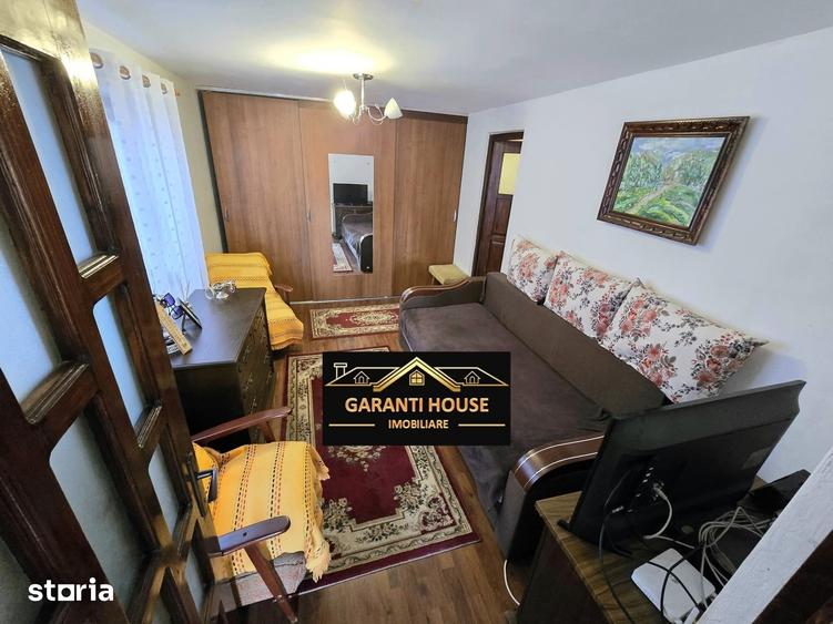 Casă cu 4 camere nedecomandat cu Teren 500 Mp în Groși