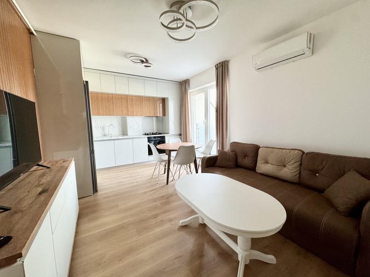 Apartament cu 3 camere semidecomandat, mobilat în Apahida