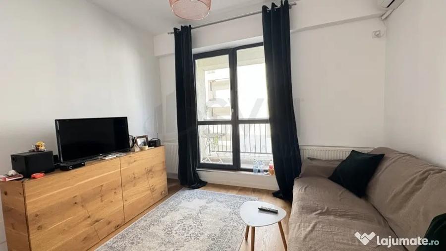 Apartament cu 2 camere decomandat în Iancului
