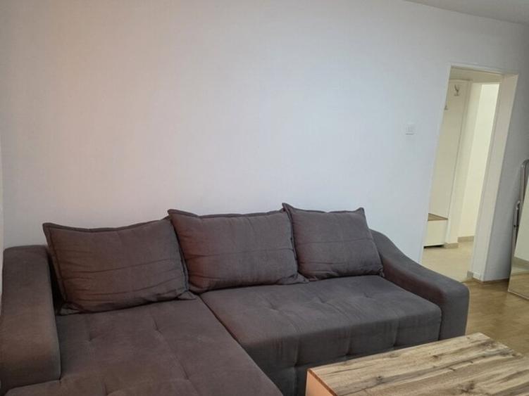 Apartament cu 3 camere decomandat în Dorobanți