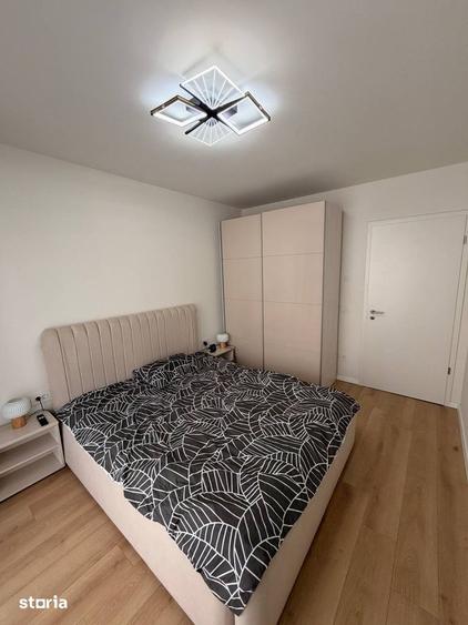 Apartament cu 2 camere decomandat, mobilat în Tractorul