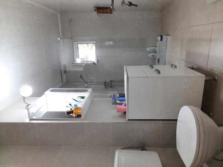 Apartament cu 4 camere decomandat în Micălaca