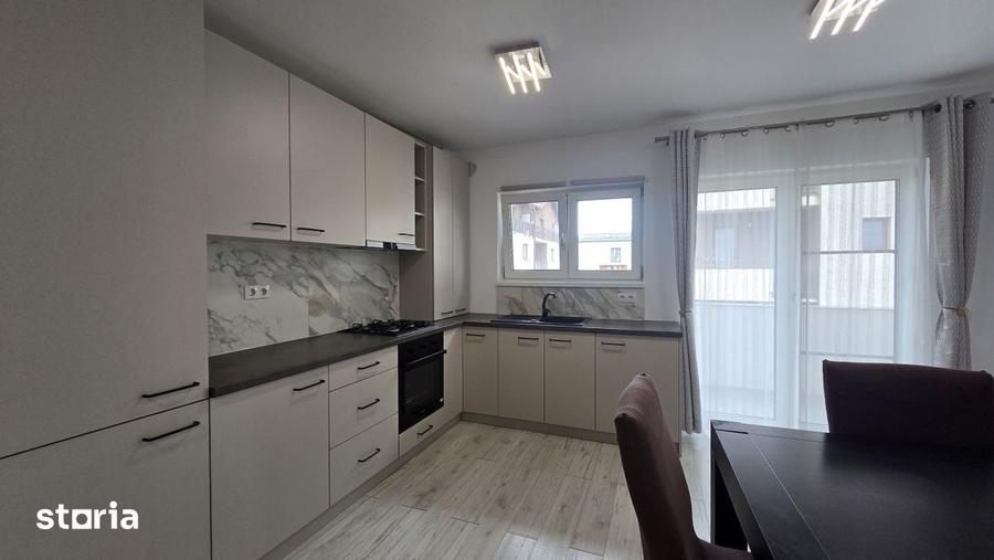 Apartament cu 3 camere în Central
