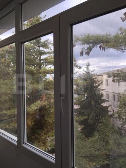 Apartament cu 2 camere semidecomandat, mobilat în Micro 9