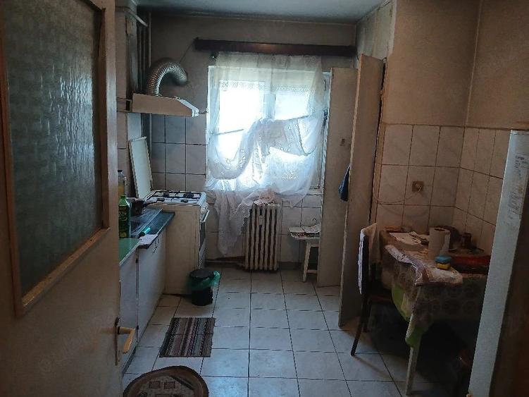 Apartament cu 2 camere decomandat în Poștei - Bucov