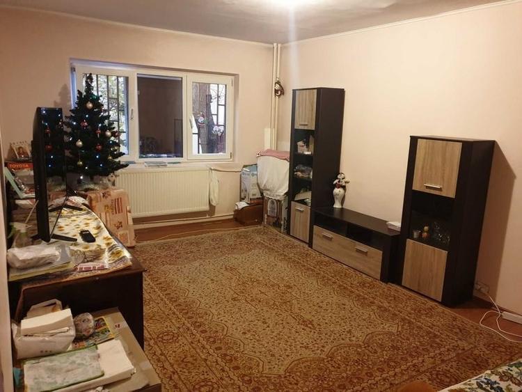 Apartament cu 2 camere decomandat în Rahova