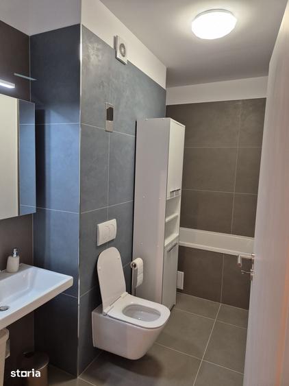 Apartament cu 2 camere decomandat în Torontalului