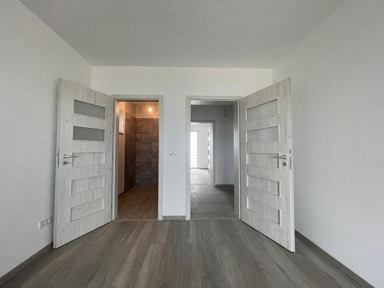 Duplex cu 4 camere cu Canalizare în Giroc