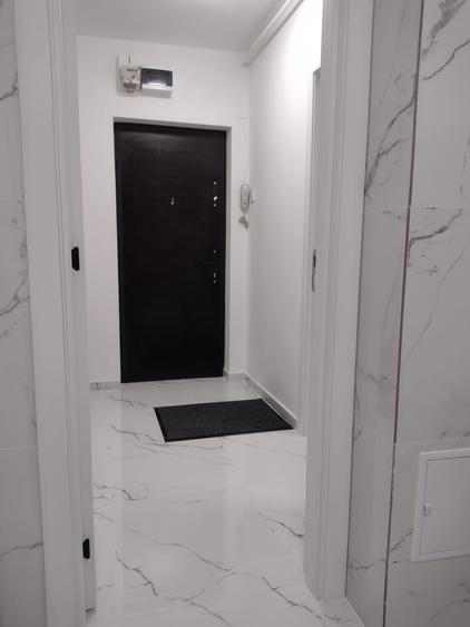 Apartament cu 2 camere decomandat în Militari