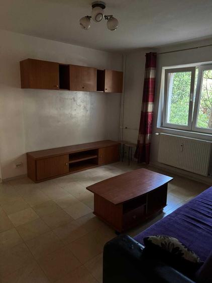 3 camere de inchiriat Aleea Lamotesti - 3