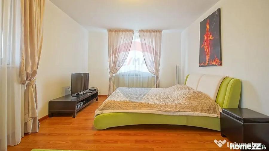 Casă cu 2 camere cu Teren 1167 Mp în Tractorul