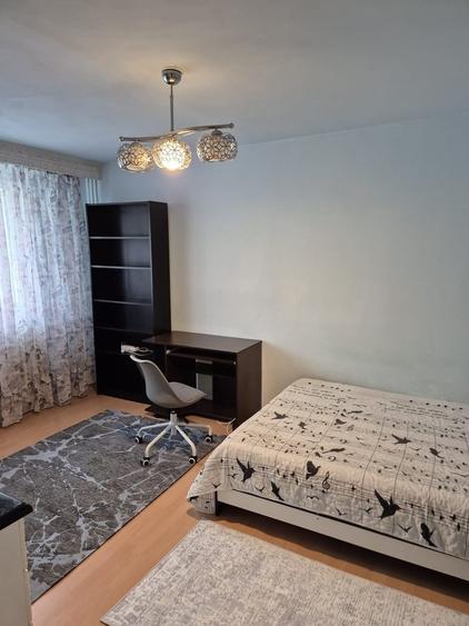 Apartament cu 2 camere decomandat în Militari