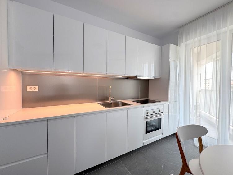 Apartament cu 2 camere, mobilat în Central