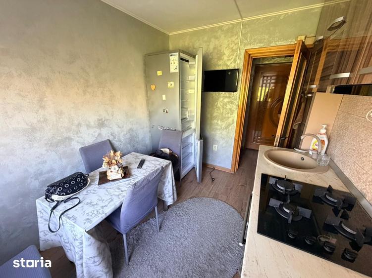 Apartament cu 2 camere în Viziru 2