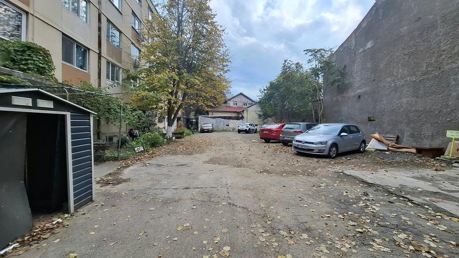 Teren intravilan de 371 mp, în Central