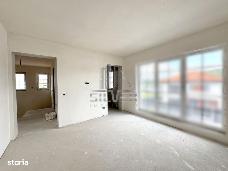 Casă cu 4 camere cu Teren 500 Mp în Chinteni