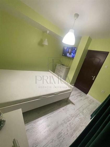 Apartament cu 3 camere decomandat în Telegrafului