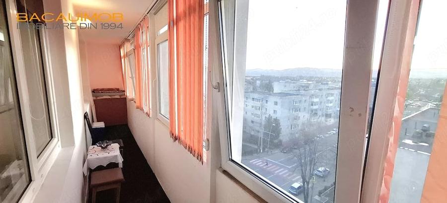 Apartament cu 2 camere decomandat în Cornișa