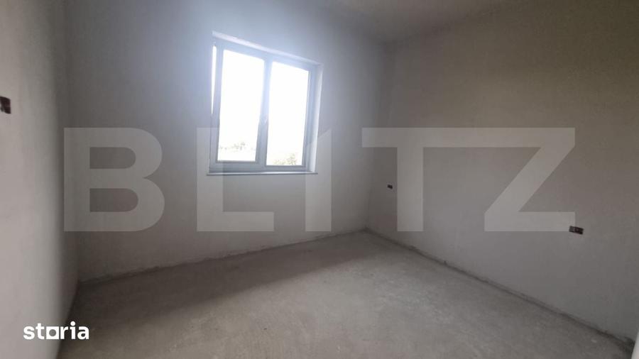 Casă cu 4 camere cu Teren 250 Mp în Rediu