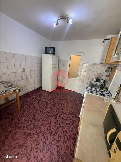 Apartament cu 2 camere decomandat în Inel I
