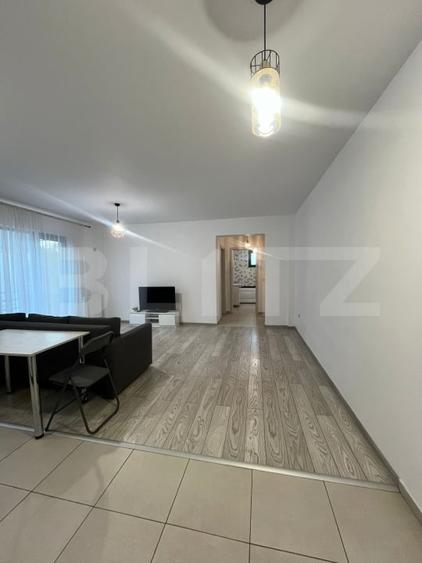 Apartament cu 2 camere semidecomandat, mobilat în Rediu