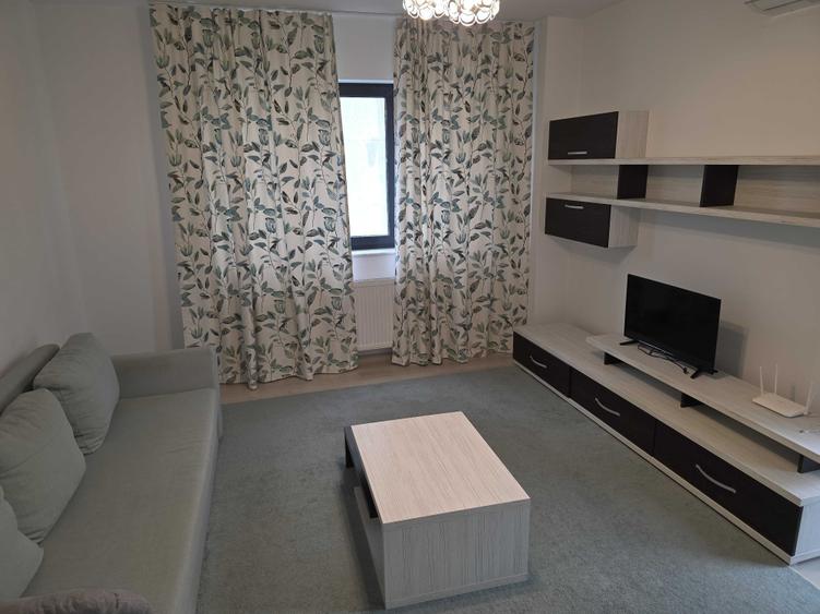 Apartament cu 2 camere decomandat în Craiovei