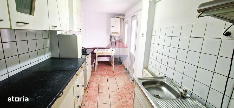 Casă cu 4 camere cu Teren 299 Mp în Șega