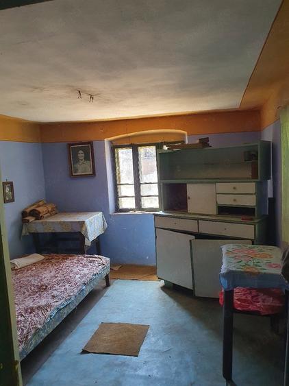 Casă cu 3 camere cu Teren 660 Mp în Bratovoești