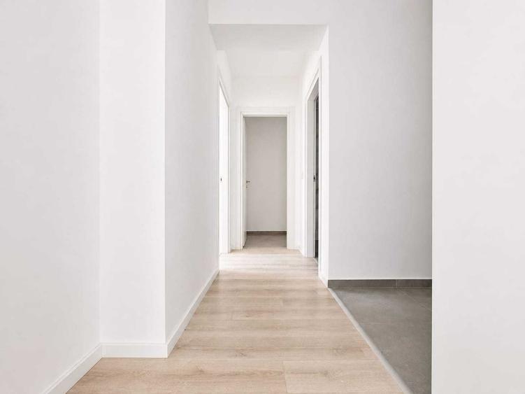 Apartament cu 2 camere decomandat în Exterior Vest