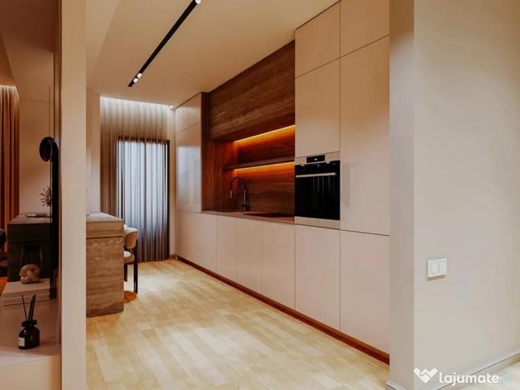 Apartament cu 4 camere decomandat în Pipera