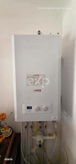 Casă cu 4 camere cu Teren 1145 Mp în