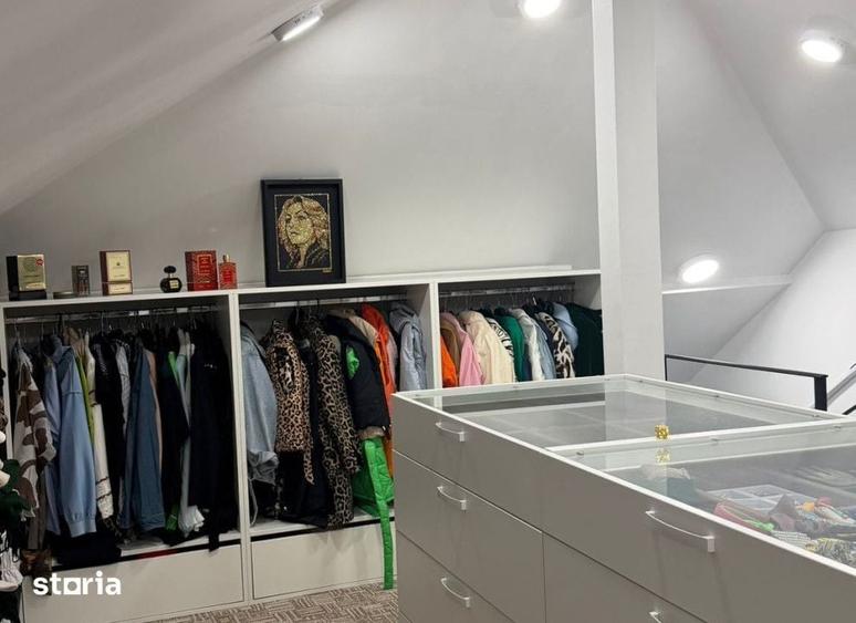 Casă cu 4 camere cu Teren 1200 Mp în Valea Lupului