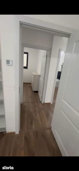 Apartament cu 4 camere în Bucium