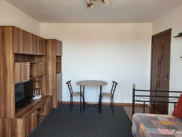 Caut colega apartament - 3
