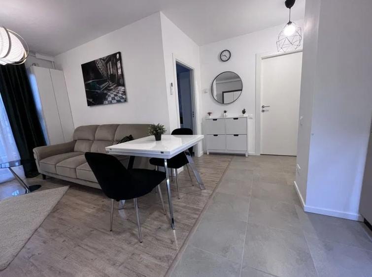 Apartament cu 2 camere decomandat, mobilat în Pipera