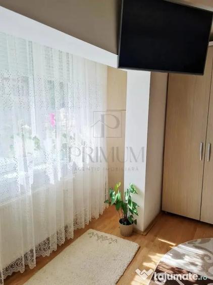 Garsonieră decomandată în Lipovei