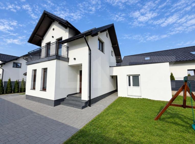 Casă cu 4 camere cu Teren 300 Mp în Central