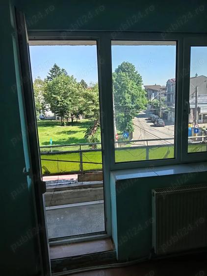 Apartament cu 3 camere decomandat în Gară