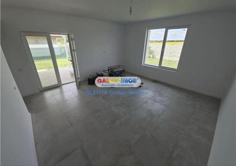 Casă cu 3 camere în Crevedia