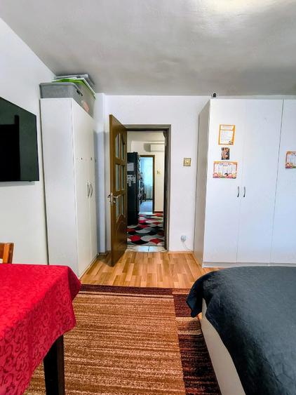 Apartament cu 4 camere decomandat în Ultracentral