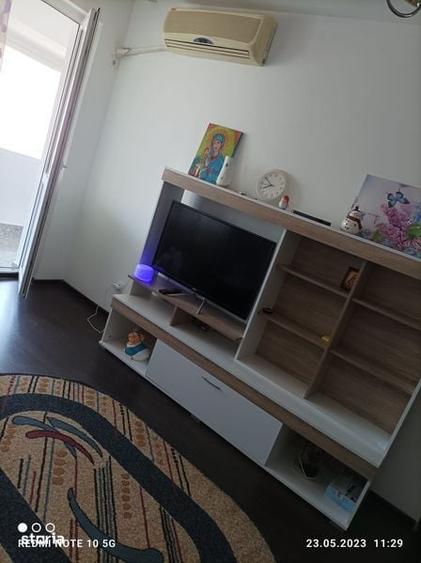 Apartament cu 2 camere semidecomandat în Gorjului