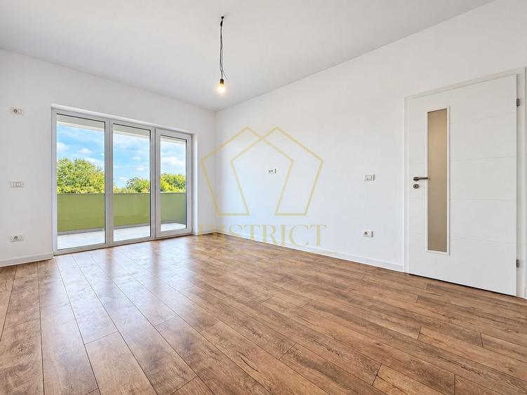 Apartament cu 3 camere decomandat în Giroc