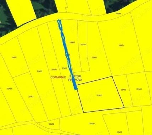 Teren de 2700 mp, în Central