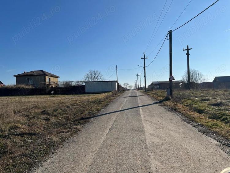 Teren de 1000 mp, în Grădiștea