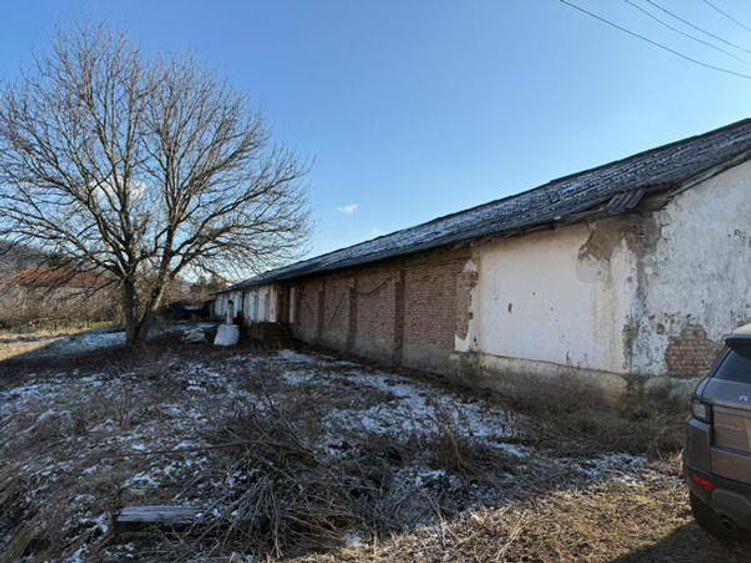 Spațiu industrial, de 570 mp, în Râciu