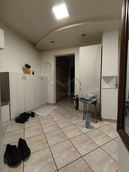 Apartament cu 3 camere decomandat în Păcurari